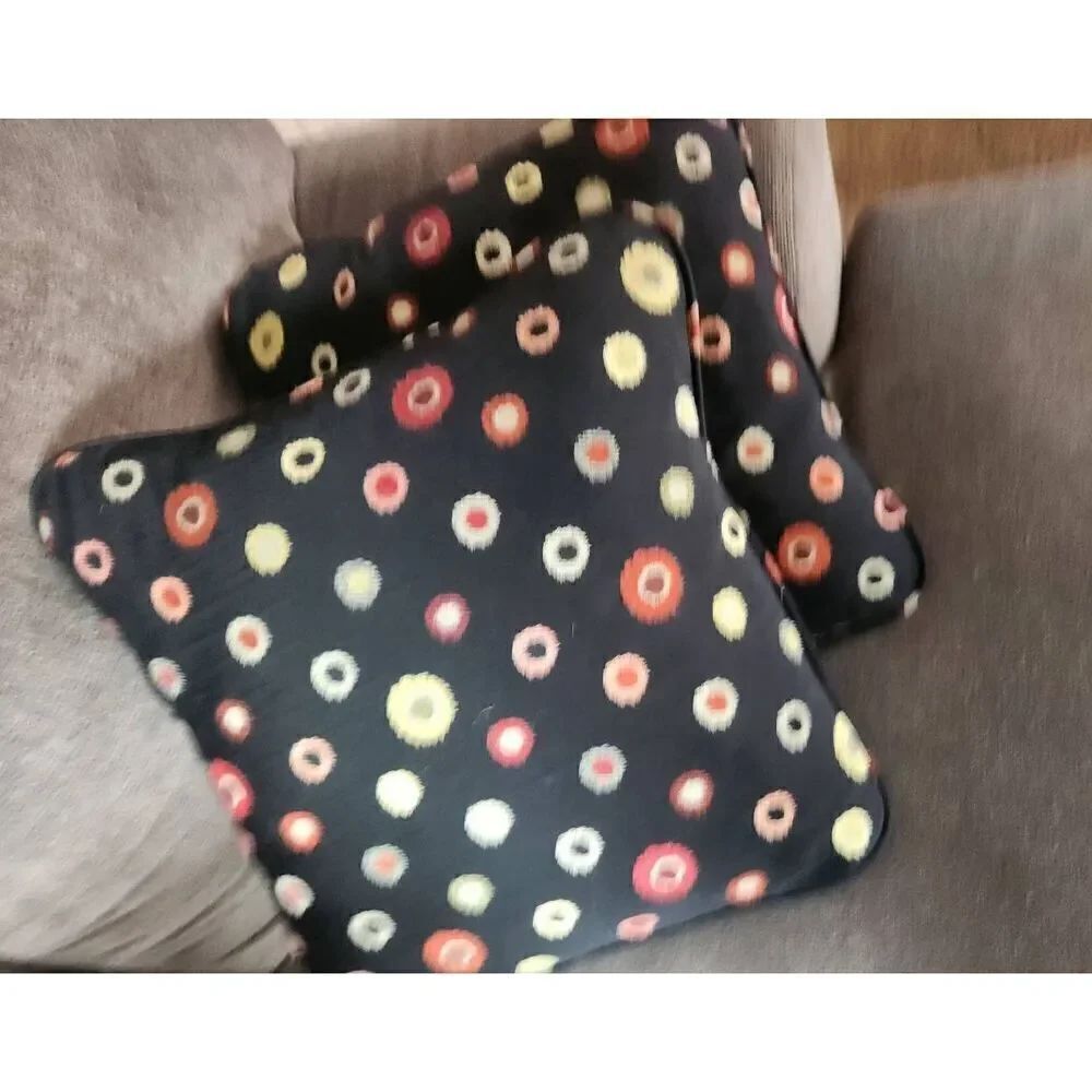Throw pillows, black with multi-colored pattern - Picture 5 of 7